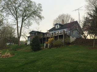 12431 N Red Bud Trl, Buchanan, MI 49107