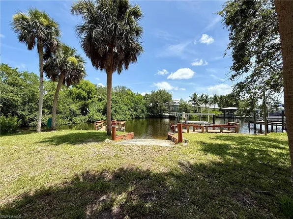 4754 Spring Creek DR, BONITA SPRINGS, FL 34134