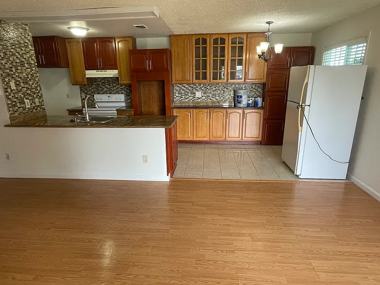 422 Caribrook Way — Photo 4