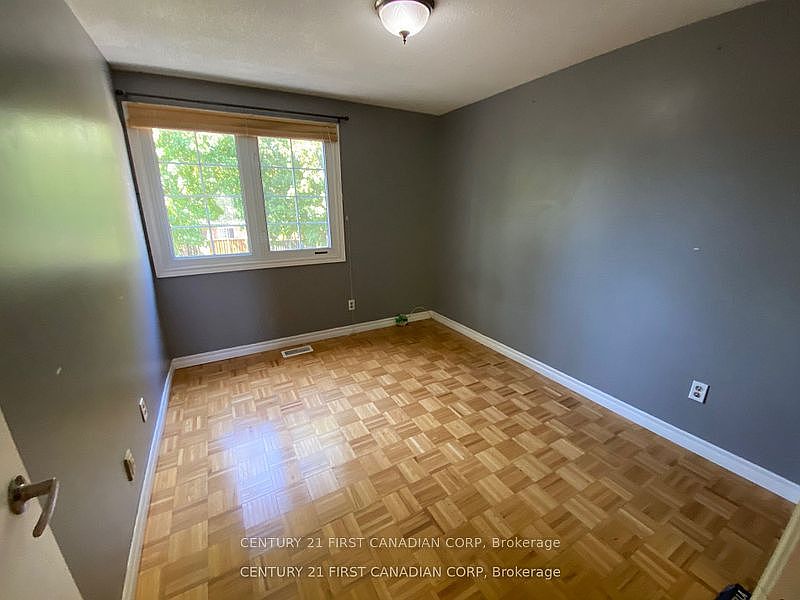 London Townhouse for rent - 3 Bedrooms — photo 6