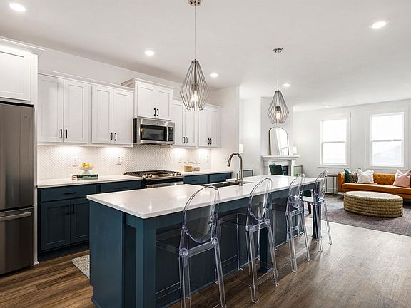 5th image of 305 Rivella Drive 180 #Hva
