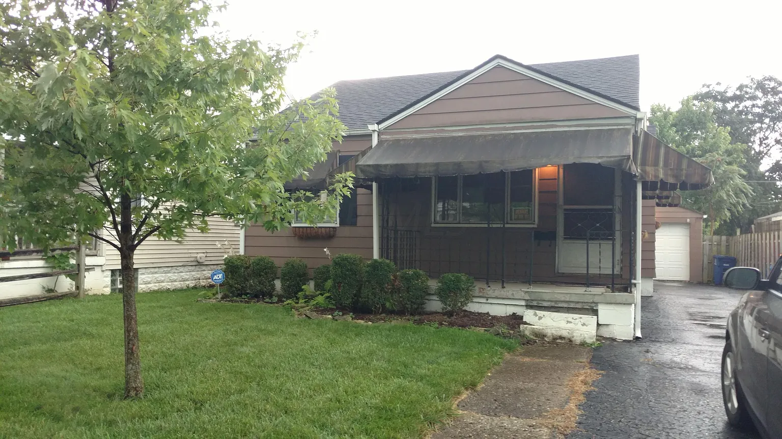 1565 Walsh Ave photo 1