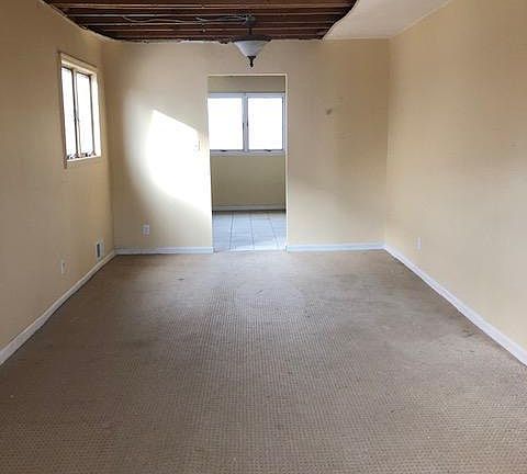 4th image of 487 Leverett Ave