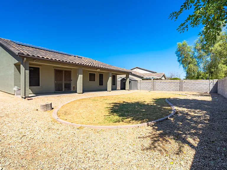18433 W Sunnyslope Ln — Photo 23