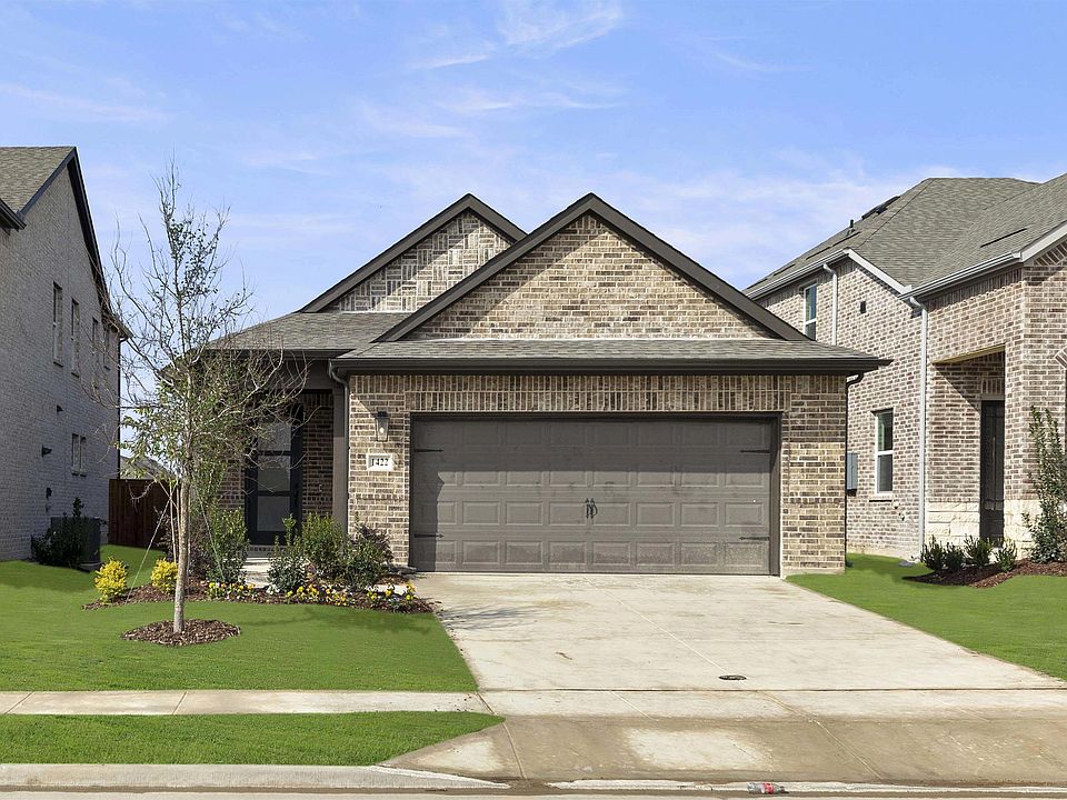 Creekview Fossil Ridge - Bell Elevation Image 1