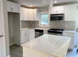 512 Chester Ave, Roselle Park, NJ 07204