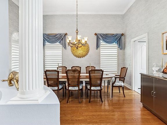 4th image of 7286 Maidencane Ct