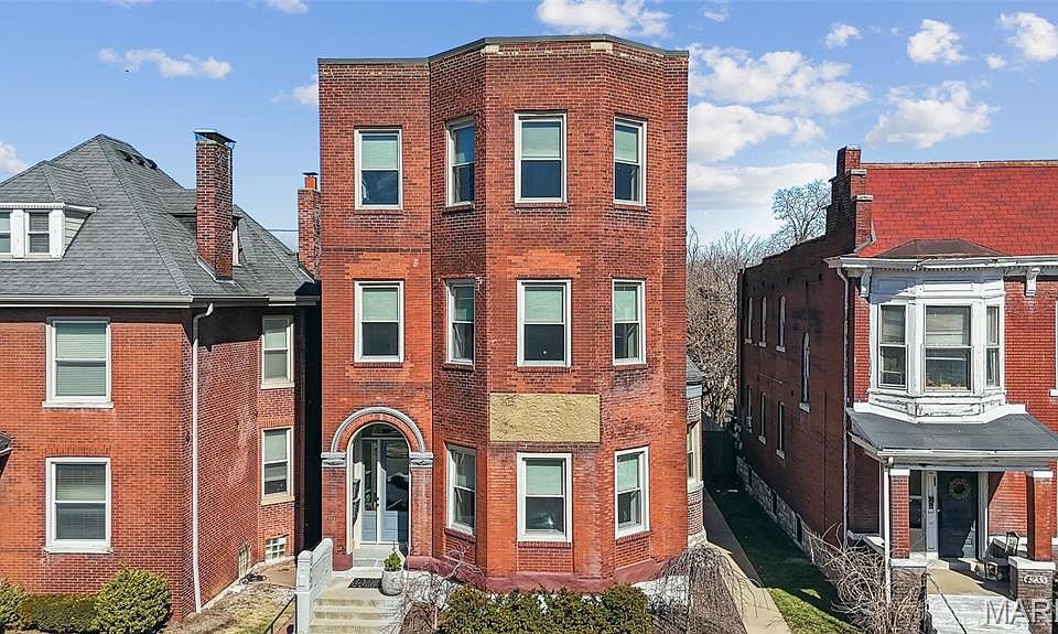 1st image of 4237 Laclede Ave #B