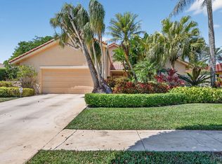 20021 Back 9 Drive, Boca Raton, FL 33498
