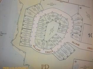 15 Village Cir, Augusta, ME 04330