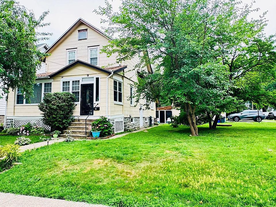 1st image of 28 S Elm Ave