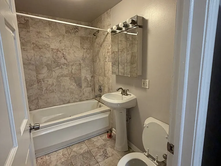 7642 Exchange Condo Assocation #27642-S — Photo 4