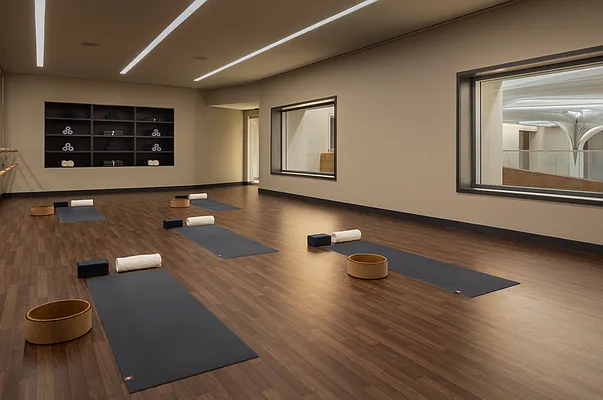 Rented by Corcoran | media 63