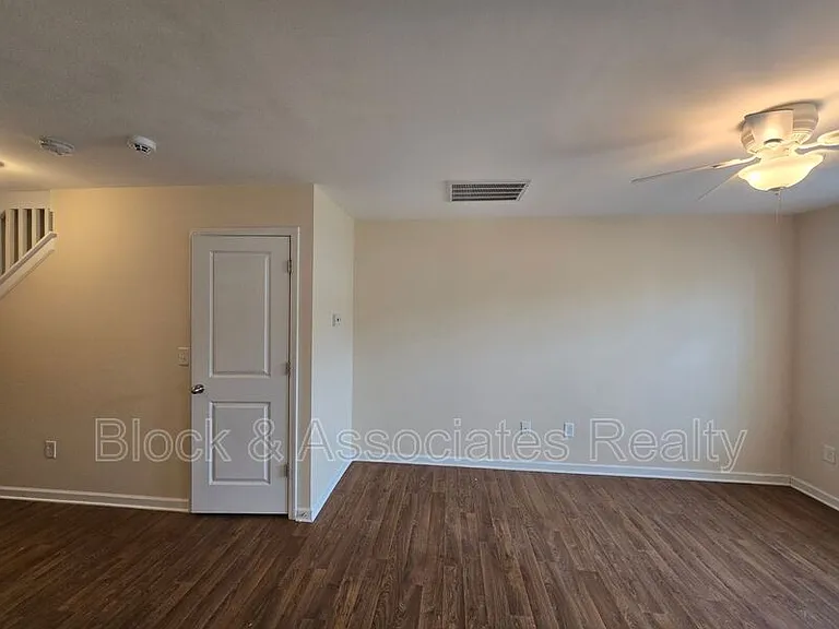 545 Song Sparrow Ln — Photo 6