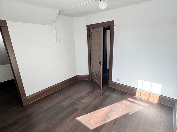 3rd image of 1021 Charles Ave #1021
