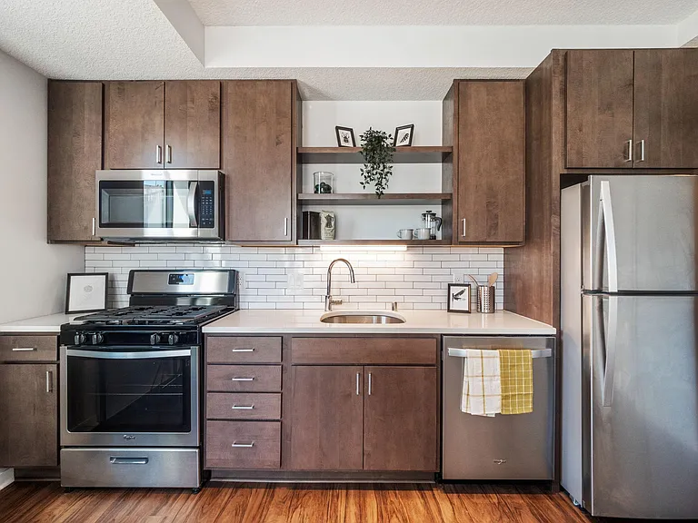 811 S Washington Ave. — Photo 49