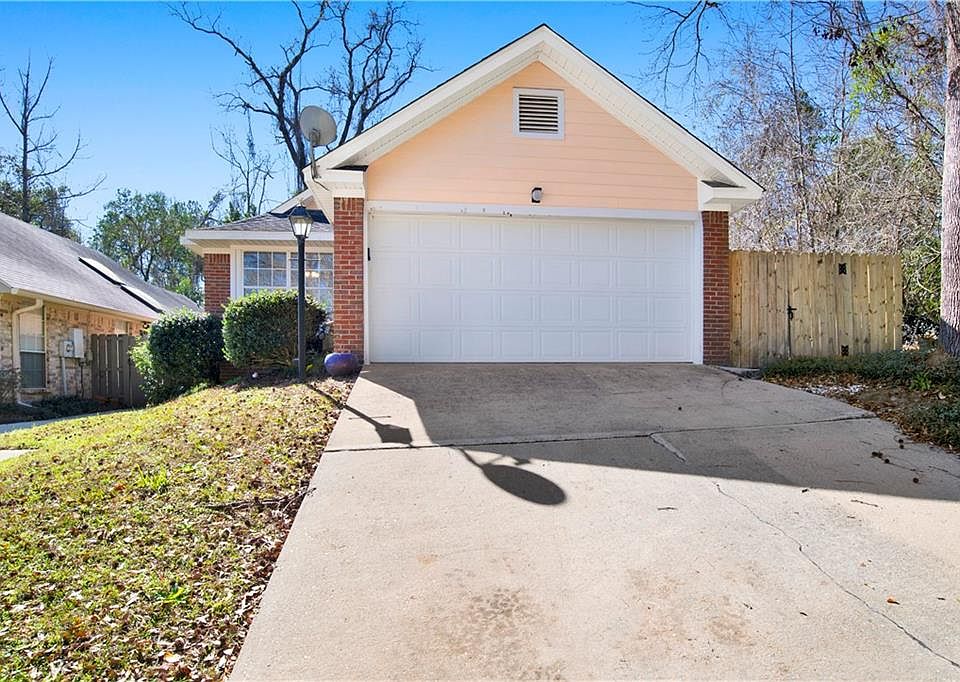 1st image of 5631 Bentley Ln