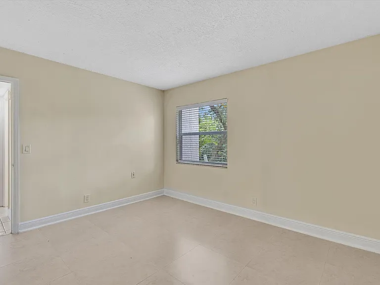644 NW 13th St #160 — Photo 22