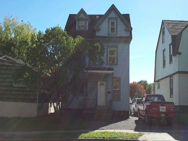 1st image of 713 W Brighton Ave