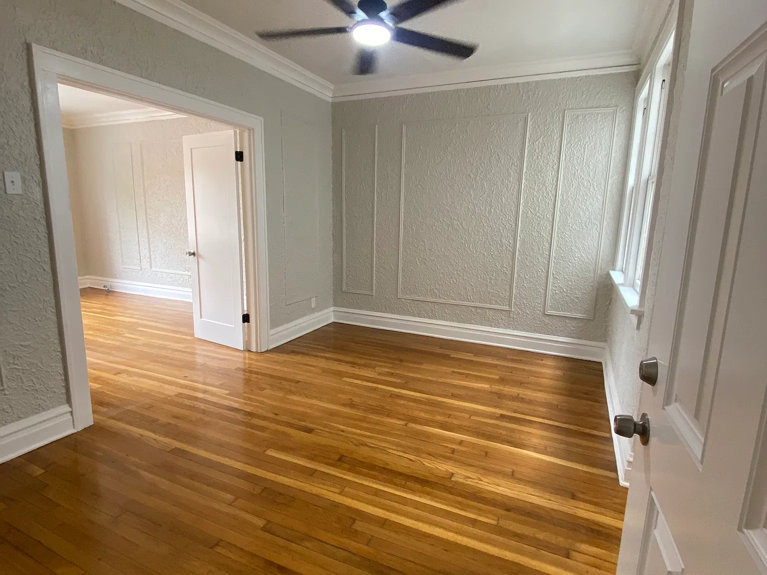 2 bed, 695 sqft, $1,200 — Photo 2