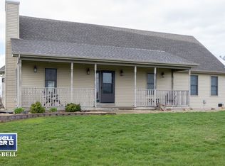 3325 E 19th Rd, Ottawa, IL 61350