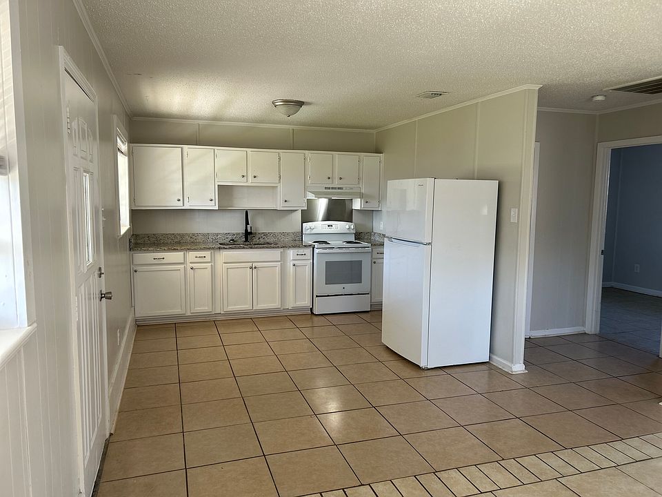 1st image of 4118 Amonett St APT 3