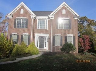 1658 Heritage Dr, Pittsburgh, PA 15237