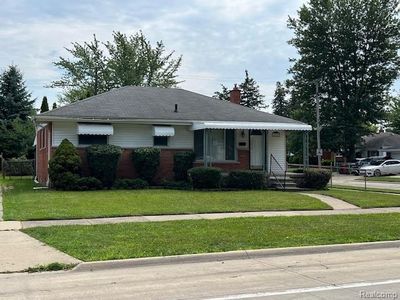 18240 Stephens Dr, Eastpointe, MI, 48021