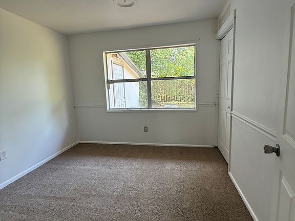 5th image of 2267 Raleigh Dr
