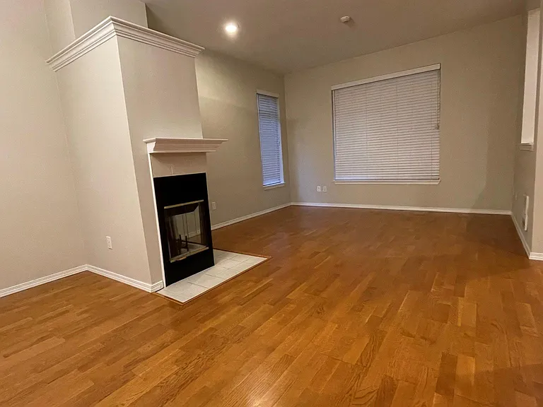 18008 NE 94th Ct #3 — Photo 4