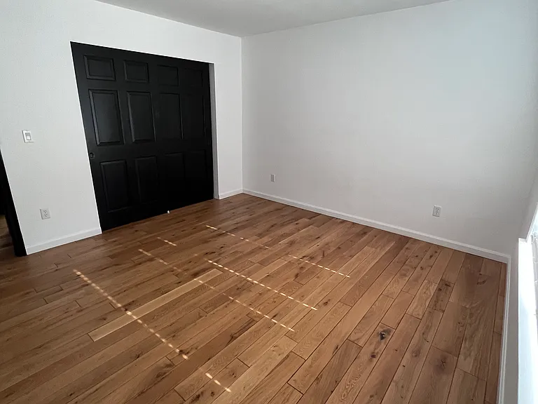 2603 S 86th Ave — Photo 12