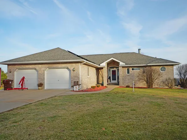 429 N Simmons St, Stockton, IL 61085