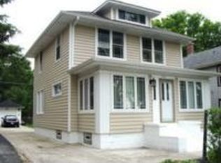 504 N Hebbard St, Joliet, IL 60432