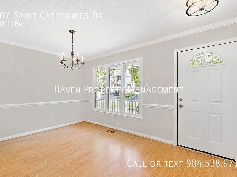 707 Saint Catherines Dr — Photo 14