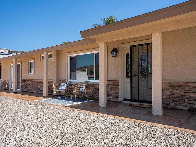 10704 El Nopal — Photo 15