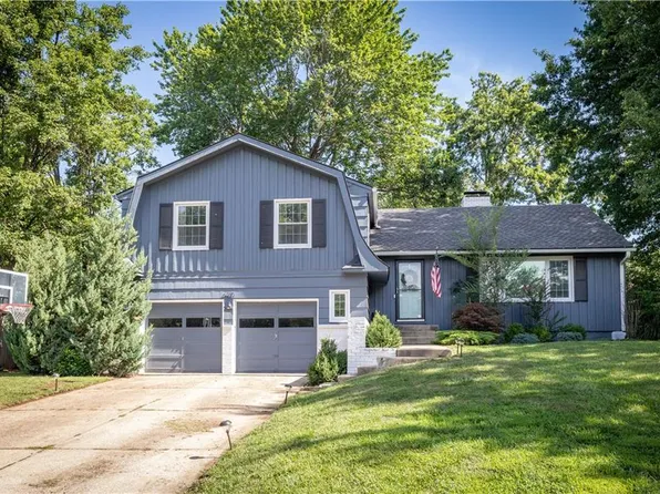6210 W 85th St, Overland Park, KS 66207
