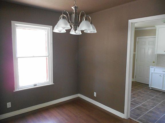 4th image of 4806 Blundell Dr
