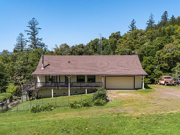 3rd image of 9655 Peachland Road