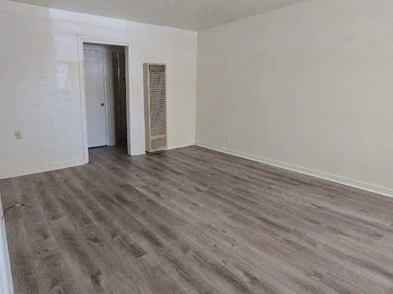 638 Nevada St — Photo 3