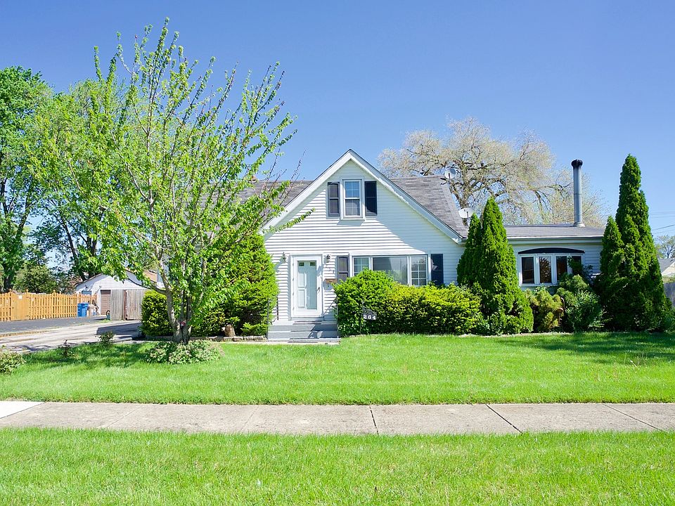 1st image of 264 Macarthur Dr