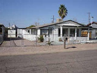 2nd image of 608 S 92nd Pl