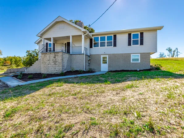 131 Ridgecrest Cir, Rossville, GA 30741