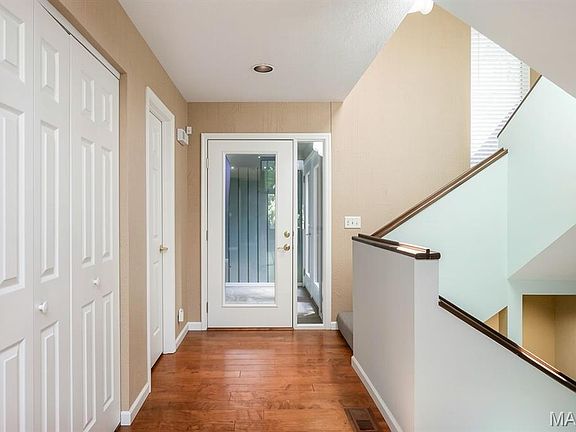 4th image of 2 Tanewood Ct