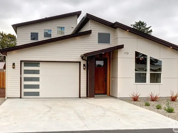 113 24th Street NE, Long Beach, WA 98631