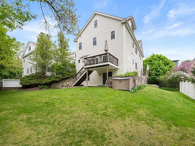 2 Summer Hill Cir #2 — Photo 40