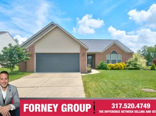 4835 Lakestone Dr, Indianapolis, IN 46237