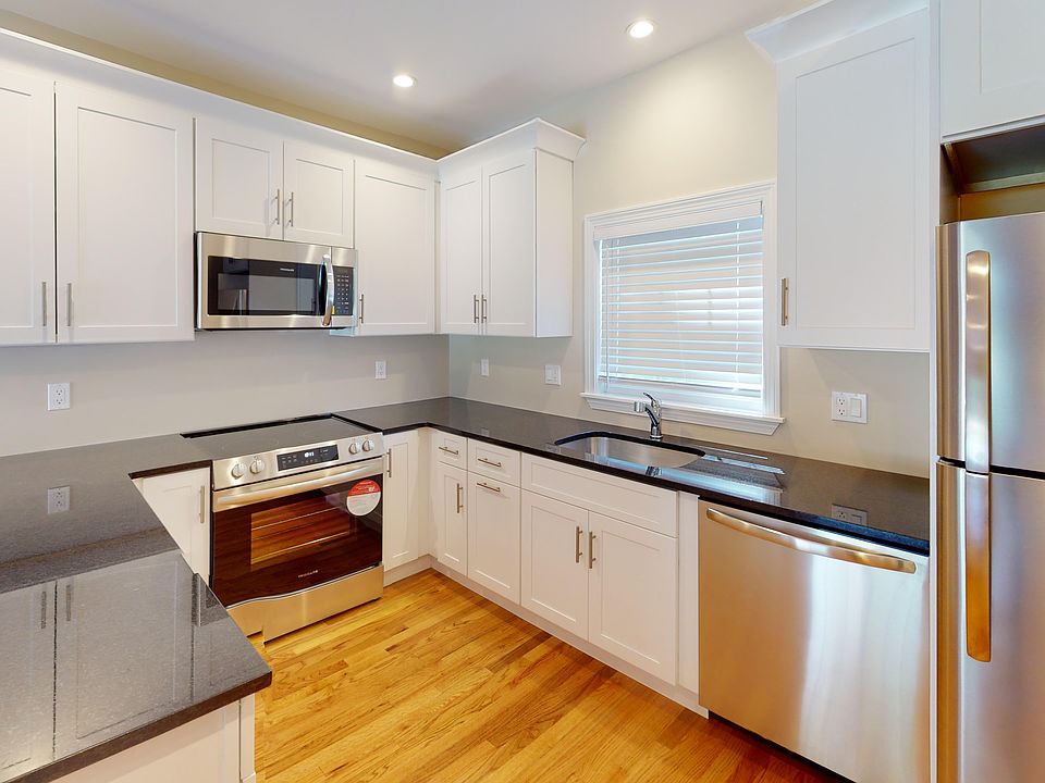 231 Main Townhome - Unit 9