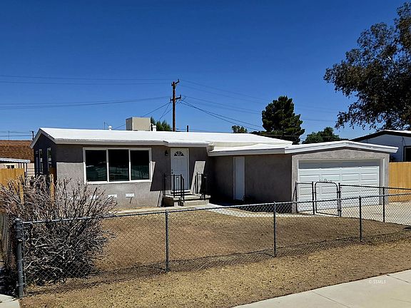 3rd image of 408 N Alvord St