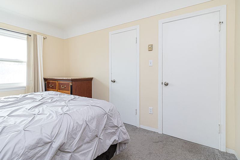Saanich House for rent - 3 Bedrooms — photo 26