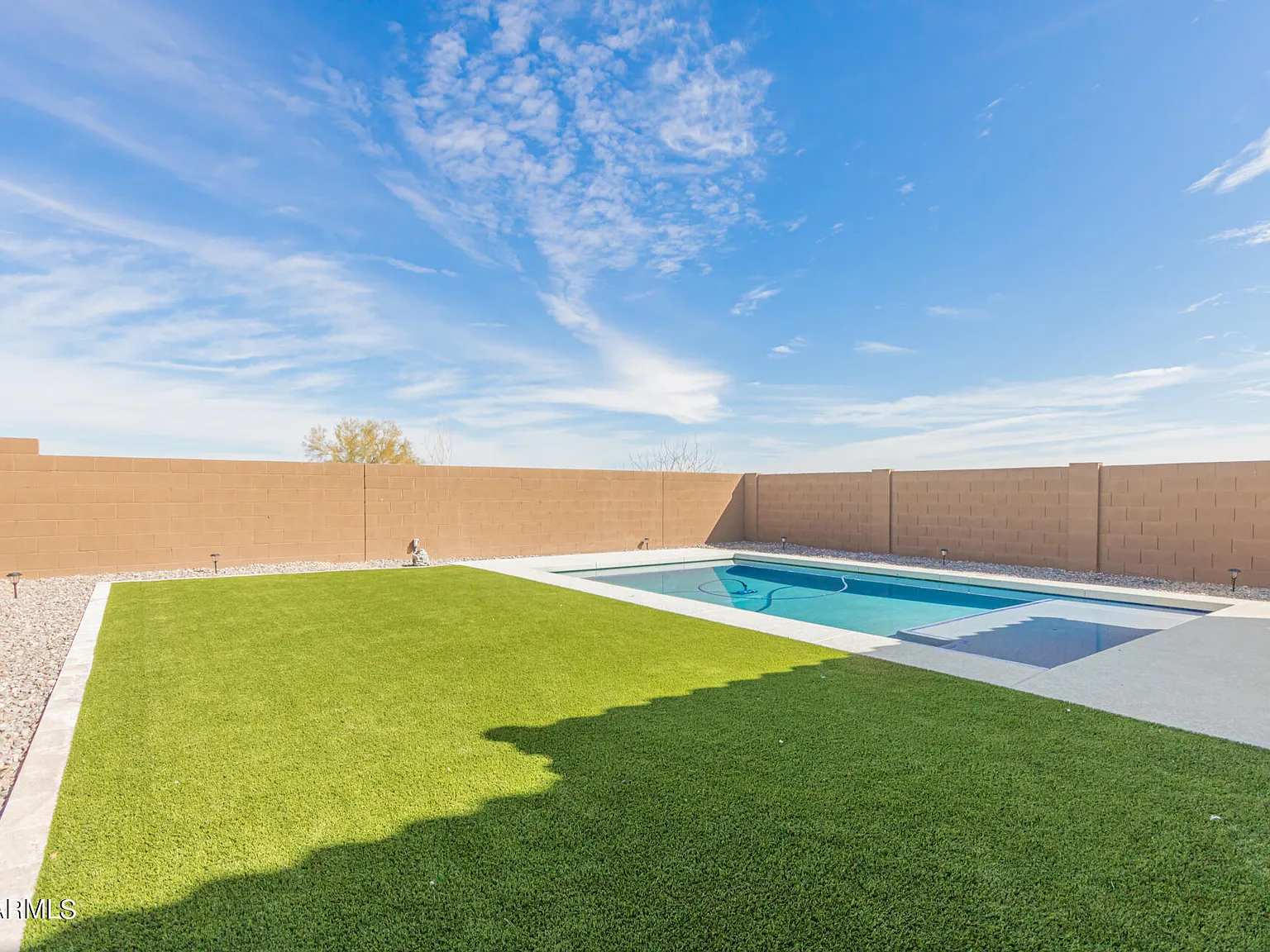 4 bed, 3.5 bath, 2605 sqft, $3,000 — Photo 3